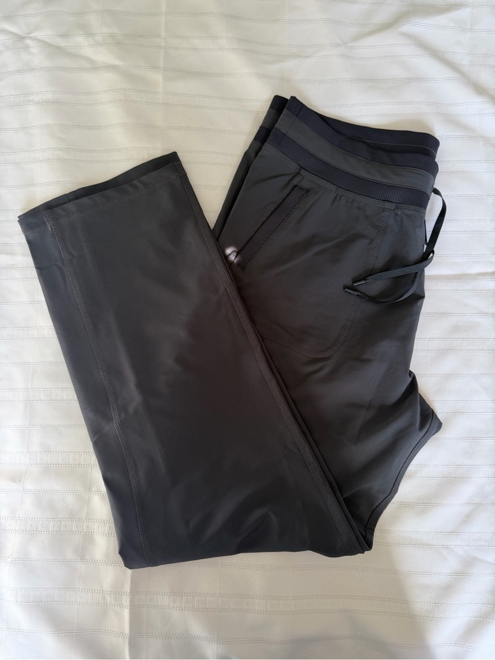Kirkland Signature Grey Travel Pants Women's XL Lightweight Stretch Athleisure